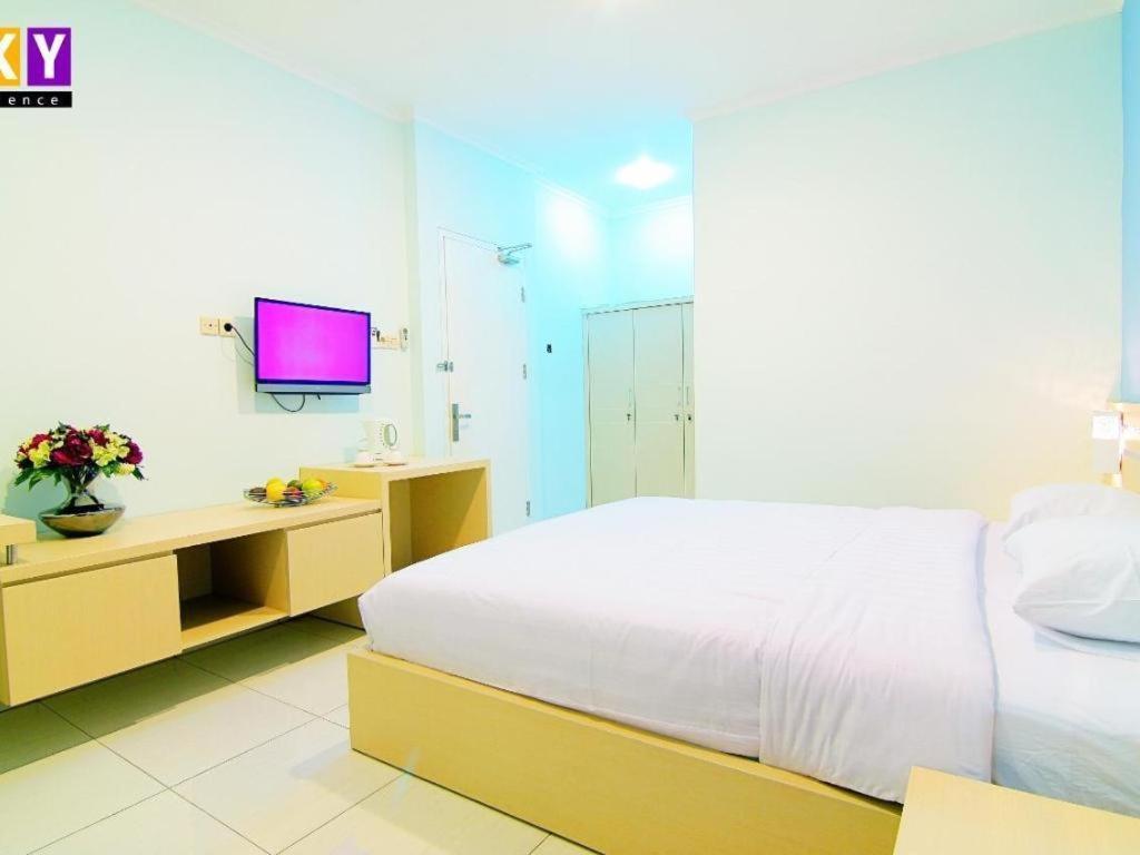 Hotel Sky *